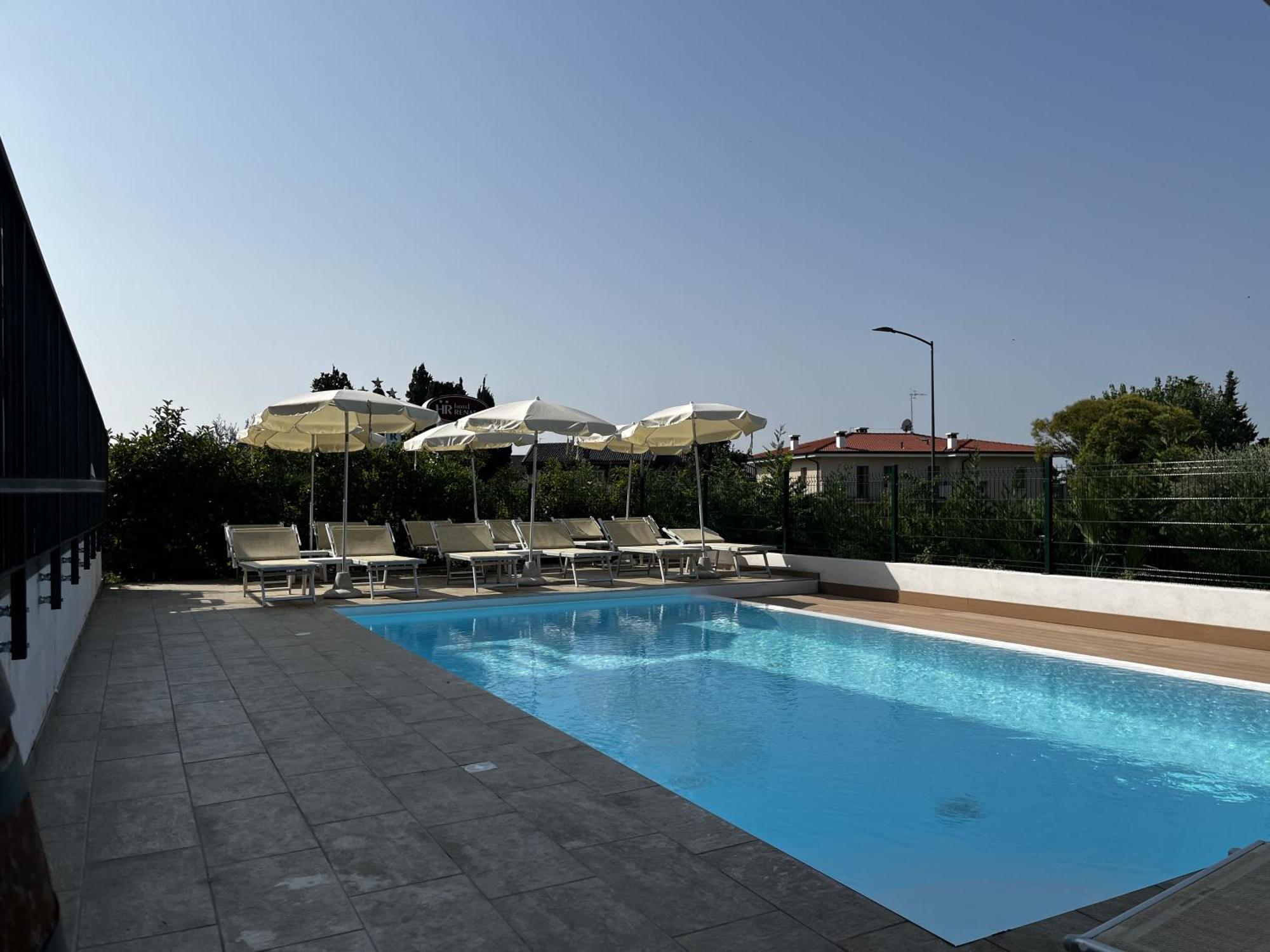 Hotel Renata Лацизе Экстерьер фото